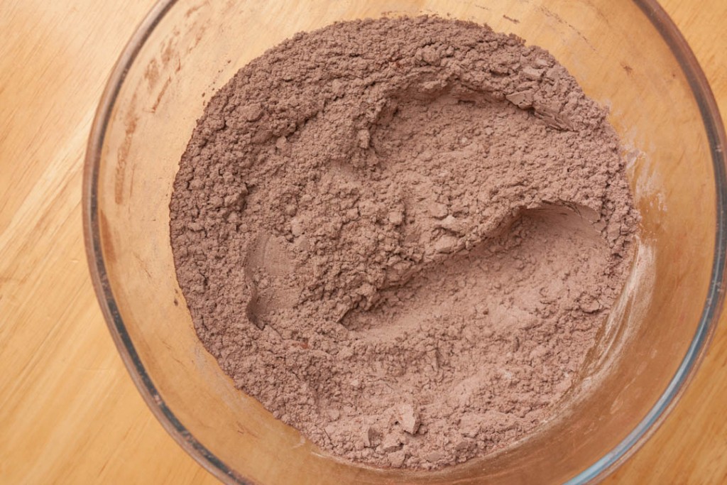 Mixed icing sugar and cocoa Cake and Cookie Recipes